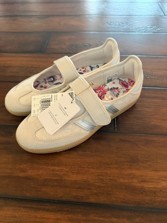 adidas Shoes - Womens adidas Samba Jane Athletic Shoe - Chalk Pearl Size 8.5